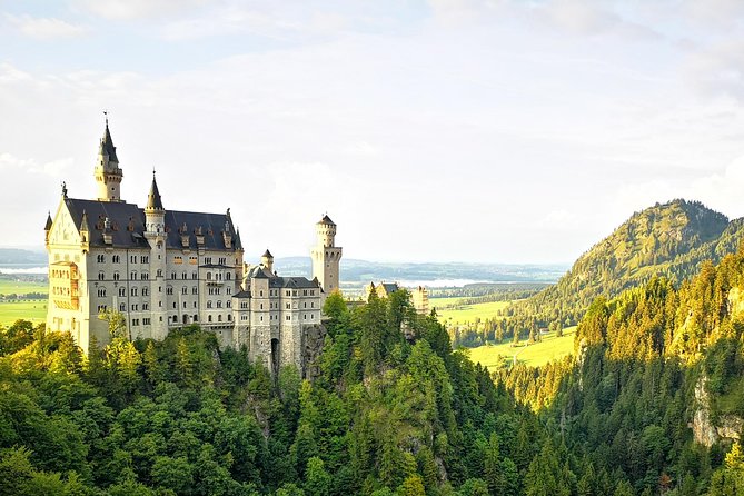 Munich private Car & Walking Tour incl. BMW World & River Surfers - Why this private Munich-to-Alps format is worth it