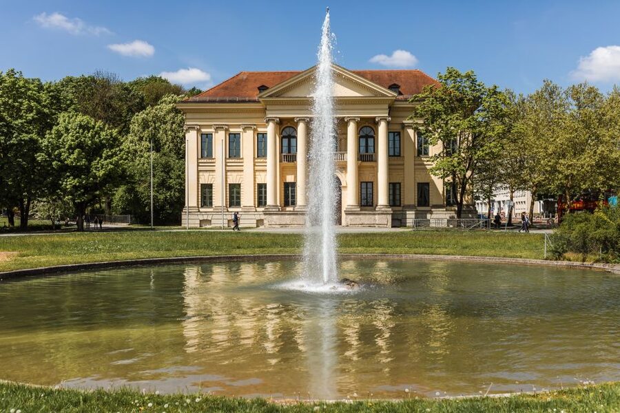 Munich Private Tour with a Local – Highlights & Hidden Gems - Should You Book This Munich Private Walking Tour?