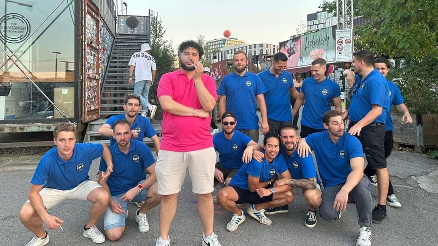 Munich Pub Crawl - 4 Locations, Shots, and Club Entry - Key points before you go