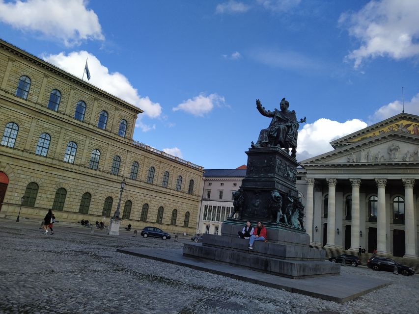 Munich Residenz: Private Tour with artists and historians - Entering the Munich Residenz Like You Have a Key