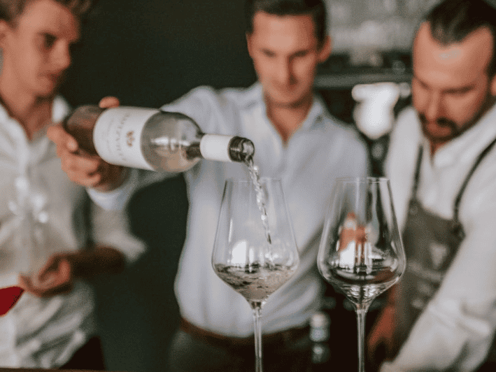Munich: Romantic Wine Experience for Two at Viktualienmarkt - Timing tips: fit it into your Munich evening smoothly