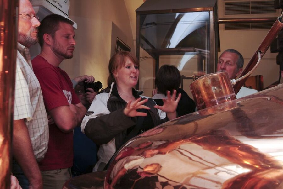 Munich's Beer Halls and Breweries: 3-Hour Guided Tour - Price and Value at $50 for 210 Minutes