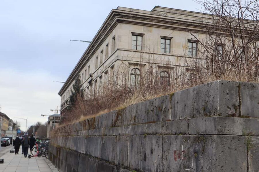 Munich: "The Beginning and the End of the Third Reich" Walking Tour - Resistance Also Belongs on These Streets