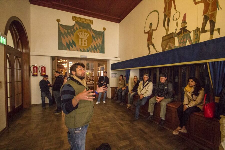 Munich: Third Reich & WWII Walking Tour - Feldherrnhalle: propaganda and the attempt to seize power