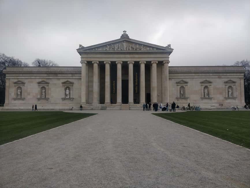 Munich under the Third Reich: a historical walking tour (private tour with a guide) - Tracing the Nazi rise through key Munich locations