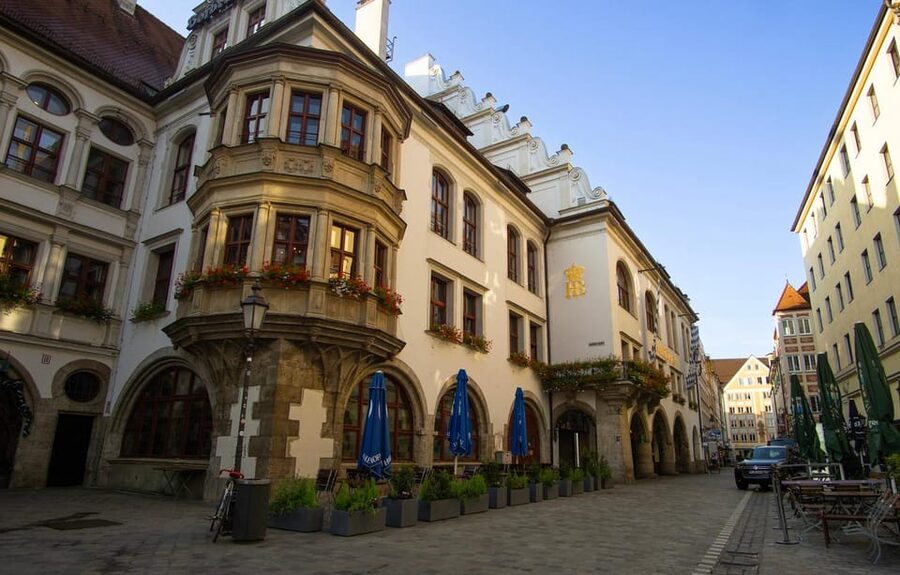 Munich: Walking tour of the old town with all your senses - Should You Book This Munich Old Town Walk?