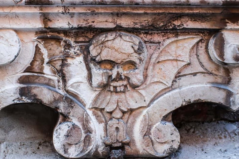 Munich: Witches and Executioners Guided Tour - Meeting at Frauenkirche: Where the Tour Starts and What Happens in the First Minutes