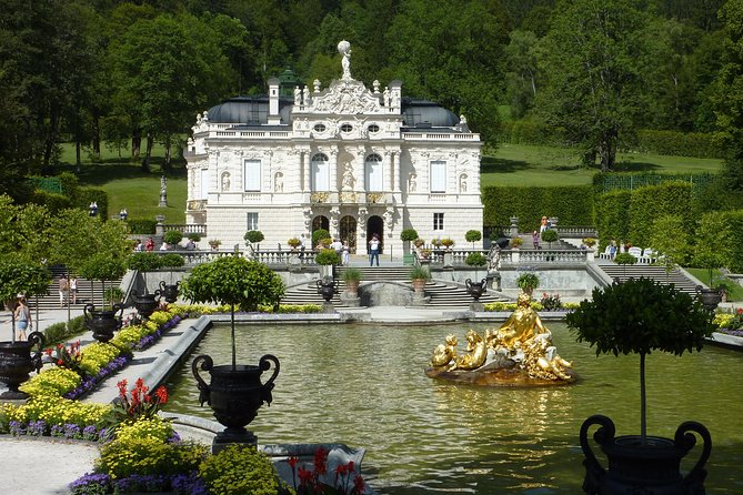 Neuschwanstein Castle and Linderhof Palace Day Trip from Munich - Meeting Point, Timing, and a Smooth Start