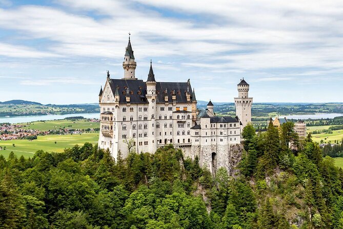 Neuschwanstein Castle by Bus Incl. Bike Ride or Hohenschwangau - Key highlights to know before you go