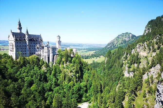 Neuschwanstein Castle by Bus Incl. Bike Ride or Hohenschwangau - The bus does the heavy lifting: Munich to Schwangau with Wi‑Fi comfort