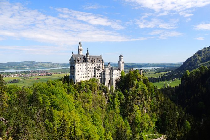 Neuschwanstein Castle Tour for Large Groups - Schloss Neuschwanstein: the Ludwig stories that make the castle click