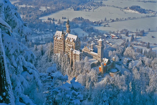 Neuschwanstein Castle Tour from Munich - Skip-the-line access: why it matters more than you think
