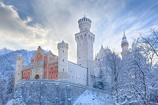 Neuschwanstein Castle Tour from Munich - Uphill walk reality check: 30 minutes up, optional horse carriage, and stairs inside
