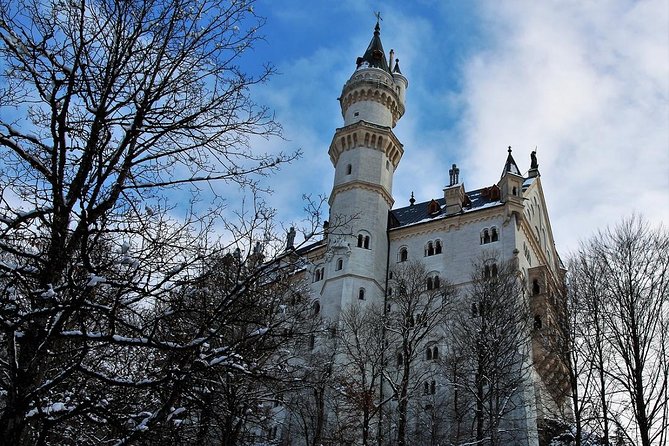 Neuschwanstein Castle Tour with Skip the Line from Hohenschwangau - Skip-the-line ticket: what you really gain (and what it costs)