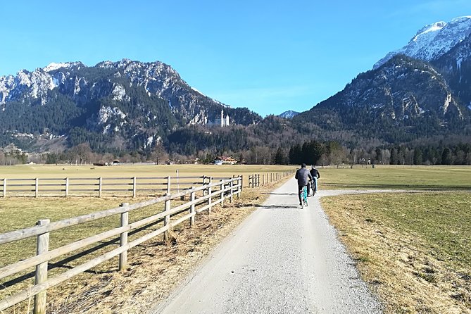 Neuschwanstein ticket+ City Bike from Fuessen - The Lech River Cycling Route: Easy Pedaling With Great Photo Angles