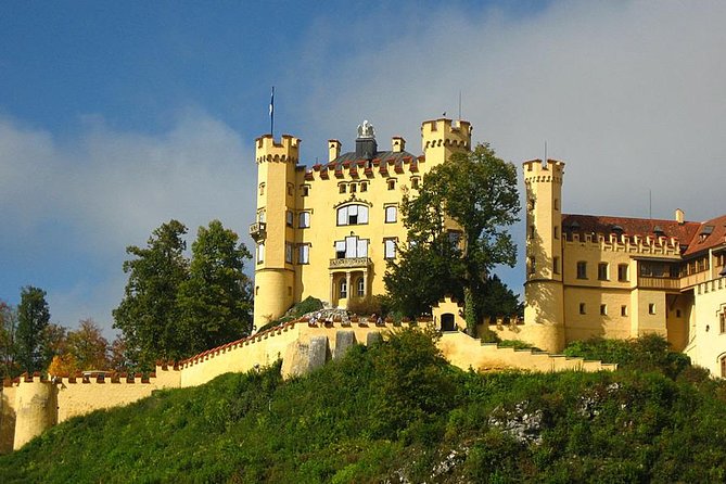 Neuschwanstein ticket+ City Bike from Fuessen - Neuschwanstein Skip-the-Line Ticket: Why It Matters