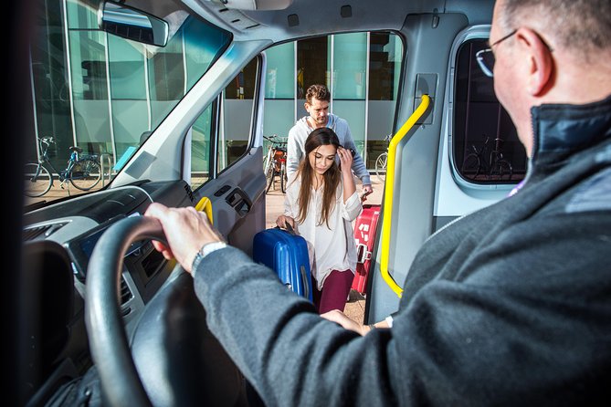Private arrival transfer Munich Airport to Munich Hotels - Luggage Rules: What’s Included and What Can Trigger Extra Costs