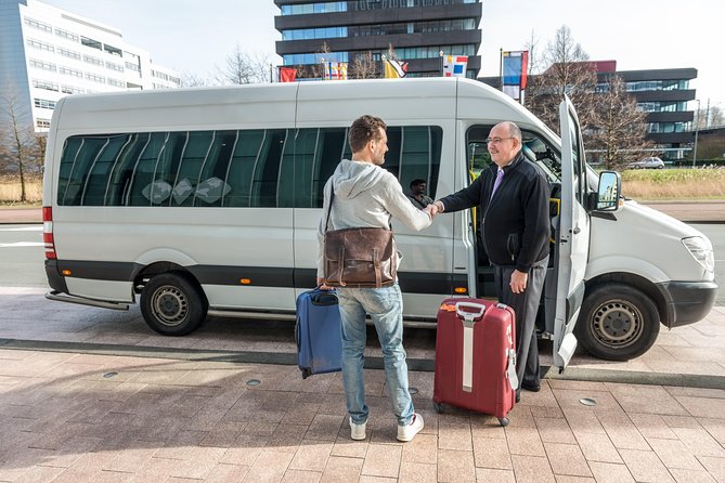 Private arrival transfer Munich Airport to Munich Hotels - Getting Dropped Off in Munich: Door-to-Door That Actually Means Door