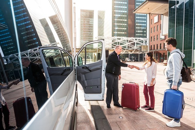 Private arrival transfer Munich Airport to Munich Hotels - Who This Transfer Makes Sense For (And Who Might Skip It)