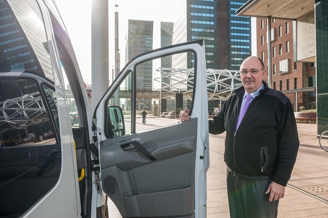 Private arrival transfer Munich Airport to Munich Hotels - The Meet-and-Greet Sign You’ll Find Fast