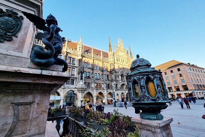 Private audio book city rally in Munich city centre - Frauenkirche to Marienplatz: Solving Munich’s Core by Clue