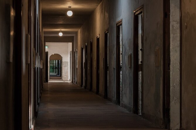 Private Dachau Concentration Camp Tour with Private Transfer from Munich - Dress code and weather: small details that prevent big headaches