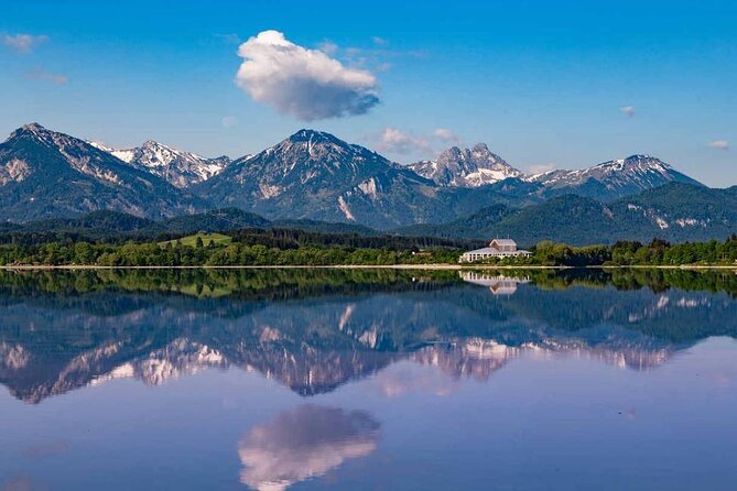 Private Day Tour from Munich to Neuschwanstein Castle and Füssen - What to wear and bring (and what to expect uphill)