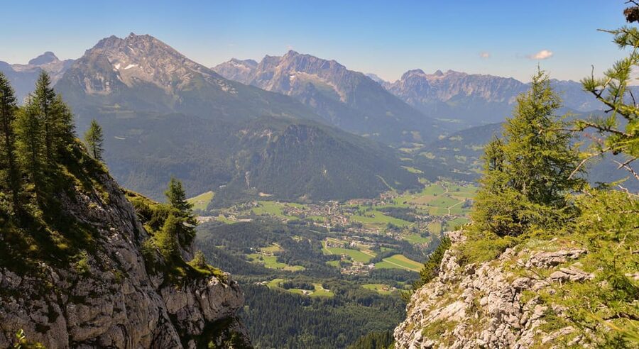 Private day trip from Munich to Eagle's Nest & Hallstatt - Hallstatt: lakeside time, an easy lunch plan, and where 2 hours can disappear