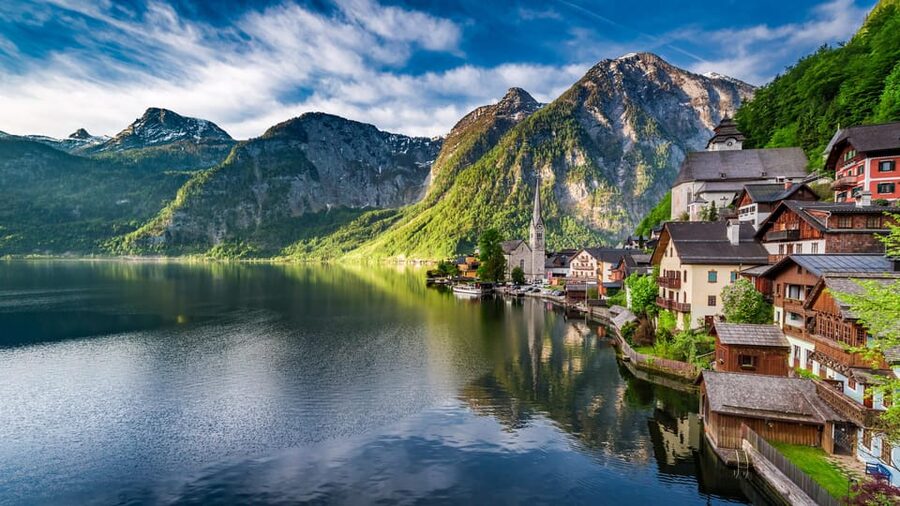 Private day trip from Munich to Eagle's Nest & Hallstatt - Price and value: $530 per person, and when that makes sense