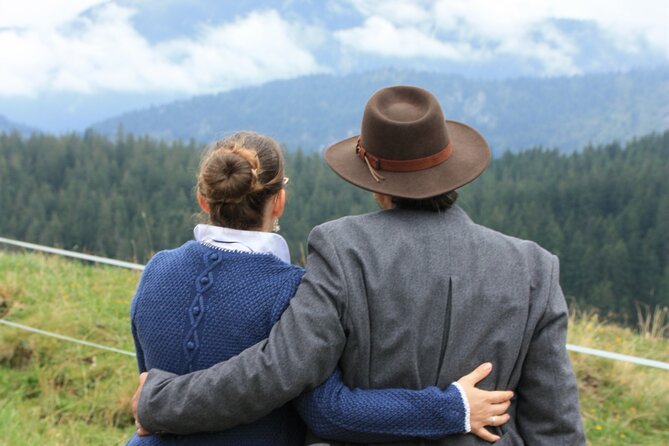 Private Day Trip from Munich to Neuschwanstein and Linderhof - Where Time Goes on This 9–10 Hour Munich Day
