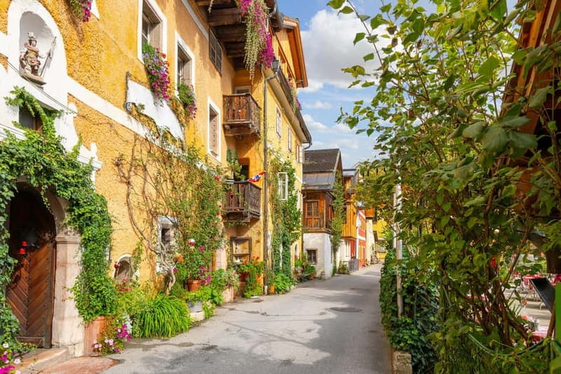 Private day trip: Munich to Hallstatt, Skywalk & Salt Mine - Should you book this Munich to Hallstatt private day trip?