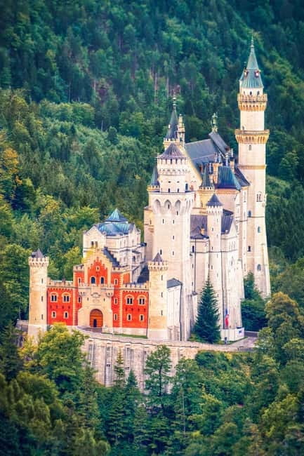 Private driver: Munich to Neuschwanstein Castle - Key points to know before you go