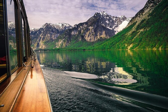 Private Eagles Nest, Third Reich & Lake Königssee Tour with Lunch - Dokumentationszentrum Obersalzberg: WWII learning with an audio-guided exhibition