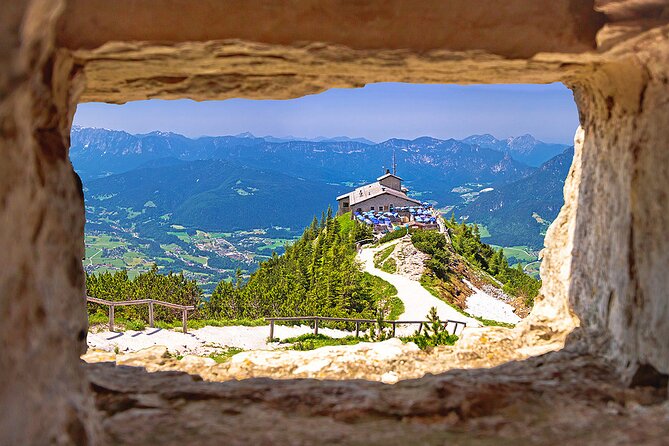 Private Eagles Nest & WWII Doku Center Tour incl. Tickets & Lunch - Lunch that actually supports the schedule