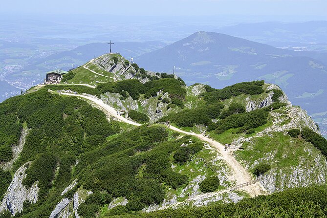 Private Eagles Nest & WWII Doku Center Tour incl. Tickets & Lunch - Back to Munich: a private ride that ends the day cleanly