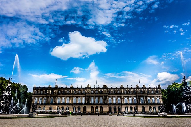 Private Herrenchiemsee Castle Tour from Munich with Cruise and Carriage Ride - Chiemsee boat cruise: seeing the island from the water
