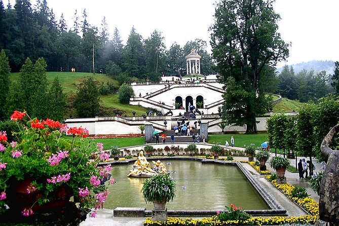Private Linderhof Castle, Entry-Ticket - optional Toboggan Run - Moorish Kiosk, Fountains, and Photo Stops Your Guide Will Help With