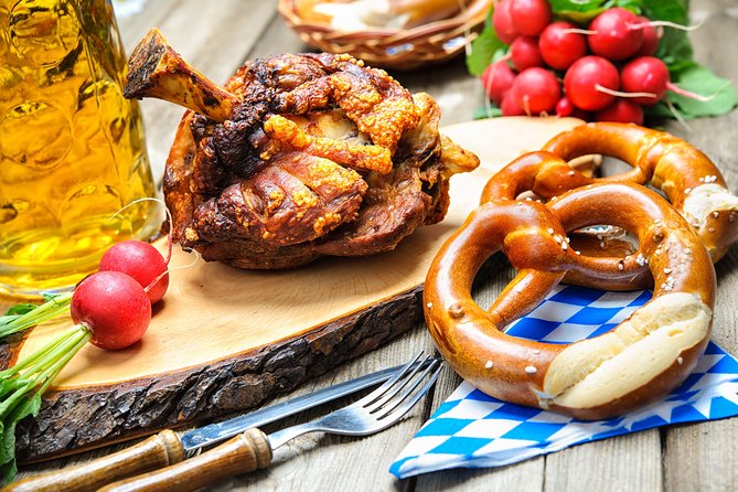 Private Munich Beer Hall Tour with 3-Course Meal & Beer Tastings - Hofbräuhaus-style history and two church photo breaks