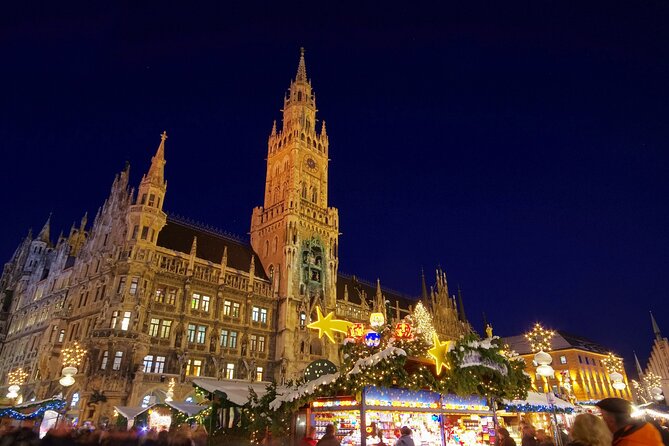 Private Munich Christmas Walking Tour + Glühwein & Snacks - The included Glühwein and Bavarian snacks: more than a perk
