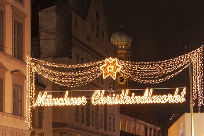 Private Munich Christmas Walking Tour + Glühwein & Snacks - Starting at Frauenkirche: the holiday mood in 10 minutes