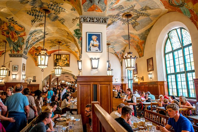 Private Munich Old Town Walking Tour - with optional Breakfast - Feldherrnhalle and Theatinerkirche St. Kajetan: the ceremonial side