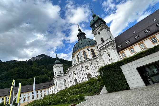 Private Neuschwanstein castle tour from Oberammergau village - How the guide experience can change the whole trip
