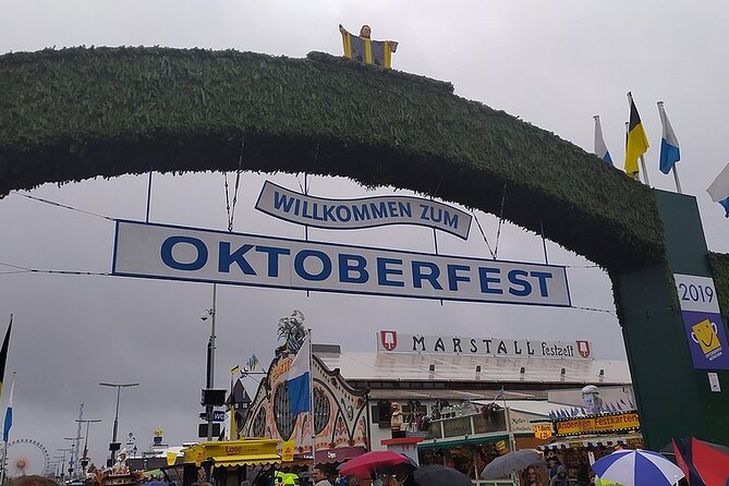 Private Oktoberfest: Lunch, Beer & Bavarian Gemütlichkeit - The Munich meet-up at Marienplatz and why the timing works