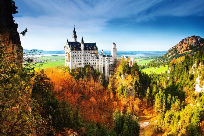 Private Photo Session outside Neuschwanstein Castle - Should you book this private photo session outside Neuschwanstein?