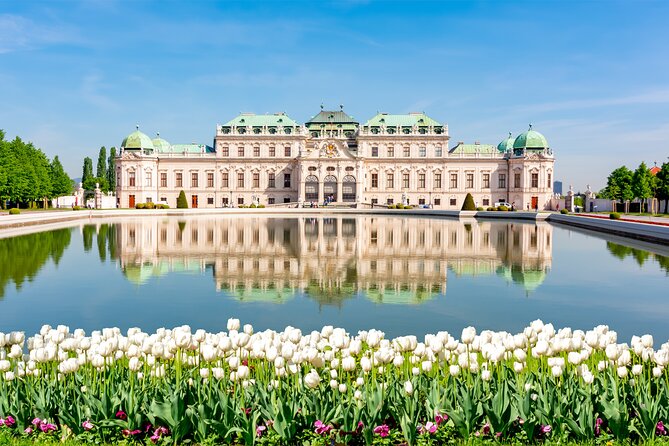 Private Scenic Transfer from Munich to Vienna with 4h of Sightseeing - Munich pickup: getting ready for an easy departure