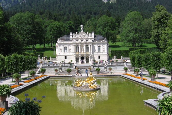 Private Tour at Neuschwanstein And Linderhof Palaces From Munich - Hohenschwangau: lake, shops, and an easier first taste of castle country