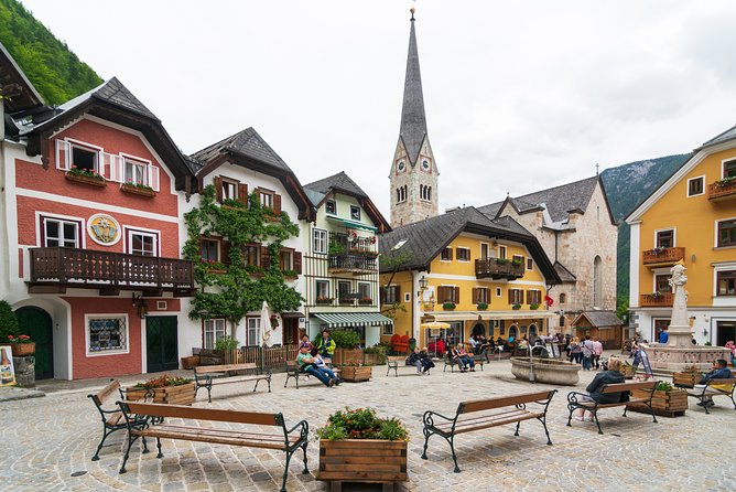 Private Tour to Hallstatt and Salzburg with Austrian Lunch - Key points to know before you go