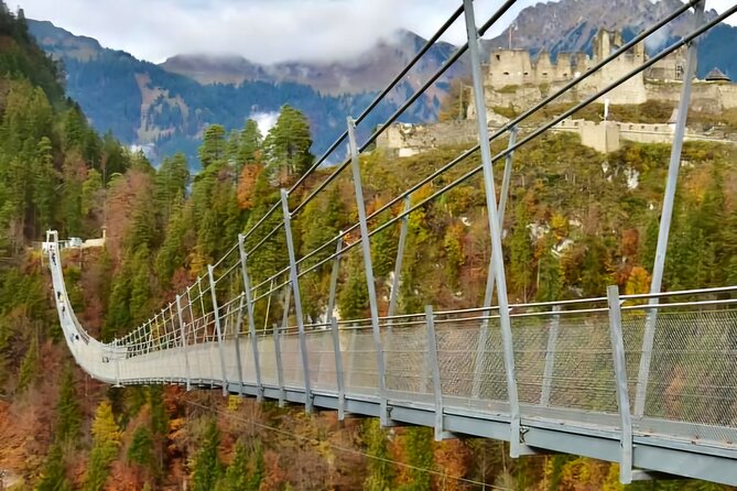 Private Tour to Neuschwanstein+Highline 179+Garmisch from Munich - Neuschwanstein Castle + Marienbrücke Shuttle: Timing the Best Photos