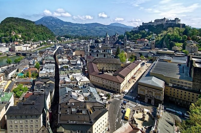 Private Transfer from Munich to Salzburg with 2 hours for sightseeing - Driver-first experience: English help without a licensed guide