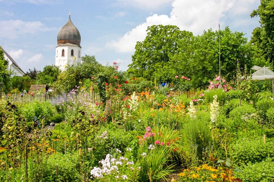 Private Van Tour to the Royal Palace of Herrenchiemsee - Herreninsel and the Versailles replica: what makes this island special